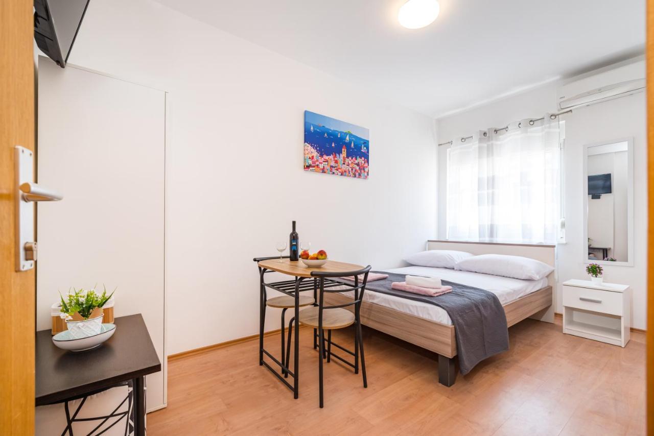 Studio And Rooms Zadar City Wall Ngoại thất bức ảnh