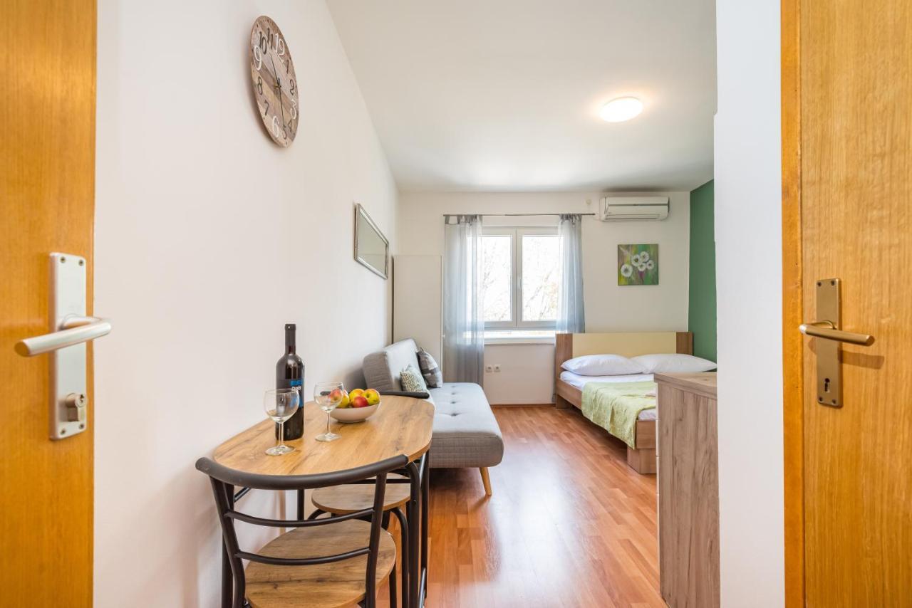 Studio And Rooms Zadar City Wall Ngoại thất bức ảnh