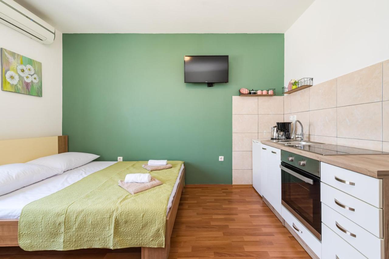 Studio And Rooms Zadar City Wall Ngoại thất bức ảnh